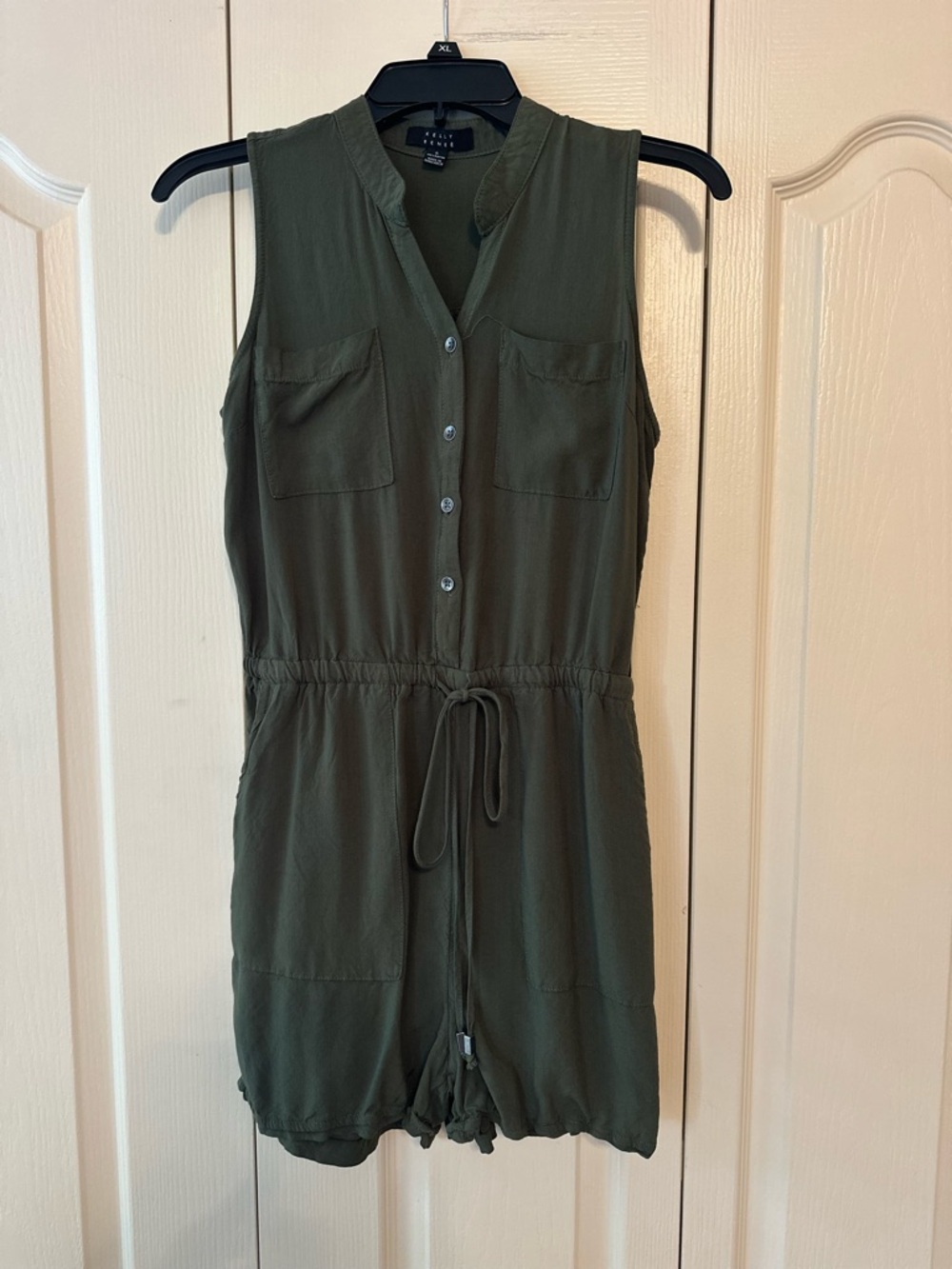 Kelly Renée Women’s Olive Green Sleeveless Romper Sz. S